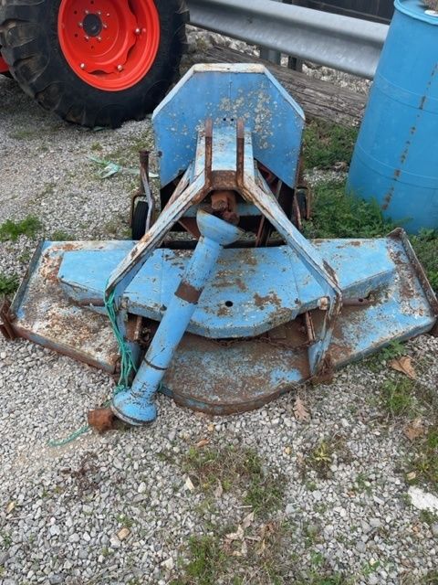 NEW HOLLAND FINISH MOWER